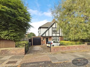 Photo 11- click for photo gallery